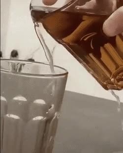 불편함 주의.gif