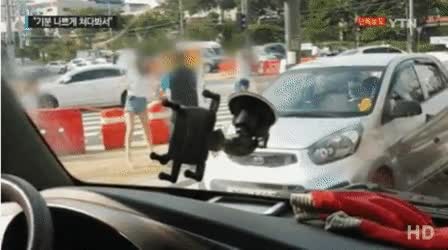 어메이징.. 도로 위 혼란한 광경