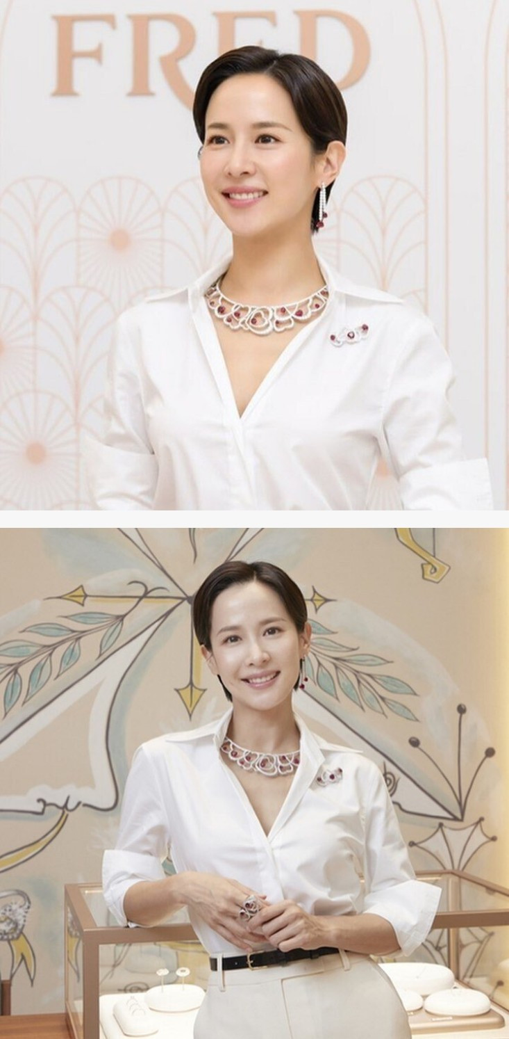 최근 헤어스타일 바뀐 조여정 근황