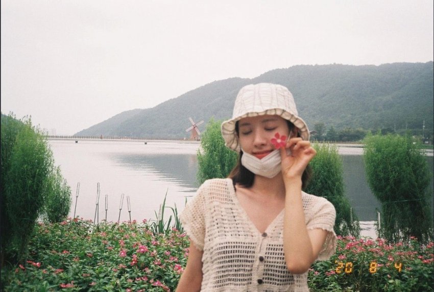 천방지축 캐릭터 우주소녀 보나.gif